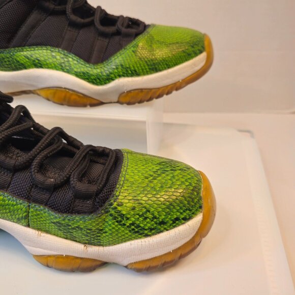 Nike Air Jordan 11 Retro Low Green Snakeskin 528895-033 Size 8.5  - NO insoles - Picture 12 of 13